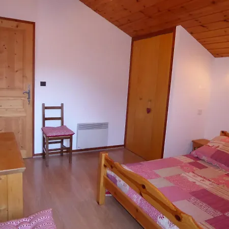 Appartement Champagny-en-vanoise, 3 Pièces, 4 Personnes - Fr-1-464-1 La Plagne